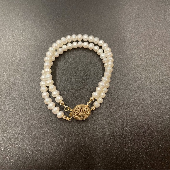 Fresh water pearl bracelet - Picture 2 of 4